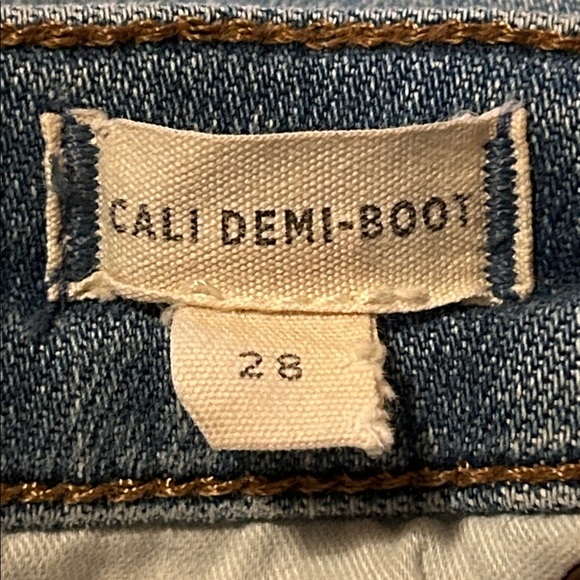 Madewell Cali Demi Boot Jeans in Dorrance Wash TENCEL Denim Edition Size 28 - Picture 7 of 12